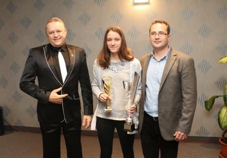Înotătoarea Huszar Ingrid a fost desemnată cea mai bună sportivă a clubului Crişul Oradea din anul 2016