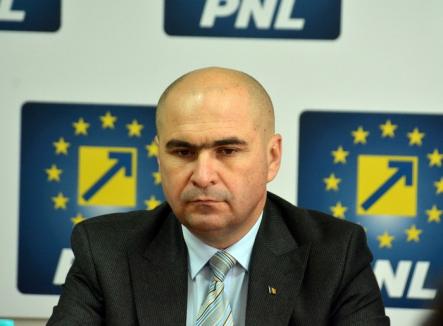 Liberalii din Ardeal aşteaptă ca Bolojan să decidă dacă va candida sau nu la şefia PNL