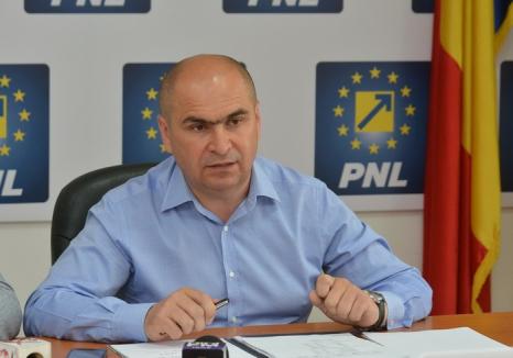 Primarul Ilie Bolojan, preşedinte unic al PNL Bihor în locul lui Cornel Popa şi al lui Gavrilă Ghilea