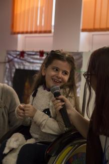 Impactul unui zâmbet: Elevii Colegiului Economic din Oradea au strâns bani pentru o fetiţă bolnavă (FOTO)