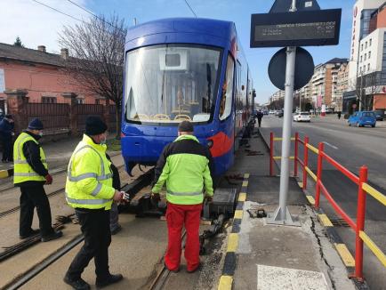 Încă un tramvai nou Imperio a ajuns în Oradea. Până în luna iulie vor fi livrate încă 9 (FOTO / VIDEO)