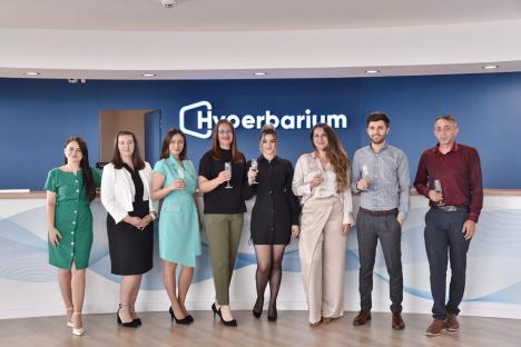 S-a deschis Hyperbarium! Doi orădeni, dintre care unul medic, au investit peste 1,5 milioane euro câștigați în străinătate într-o clinică unică în România (FOTO)
