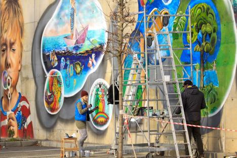 Pictura murală de lângă Parcul Brătianu a fost finalizată. Orădenii sunt invitați la inaugurare (FOTO)