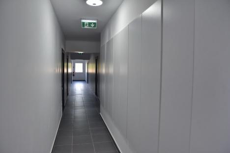 Cauți chirie? Primul bloc cu 65 de apartamente pentru angajaţii firmelor din Oradea urmează să fie ocupat începând din iulie (FOTO)