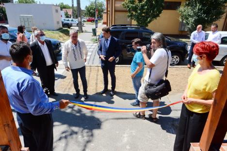 Îmbrăcat în ie, ministrul Agriculturii a inaugurat noul sediu al Oficiului Fitosanitar Bihor (FOTO / VIDEO)