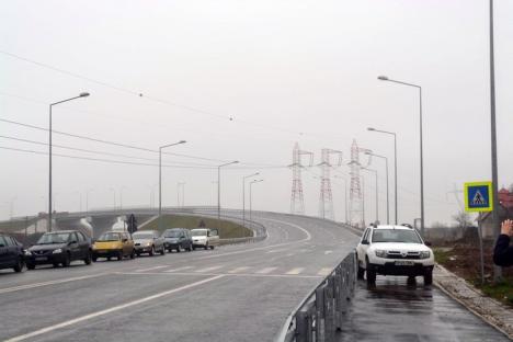 S-a deschis: pasarela rutieră a CNADNR peste liniile CFR din zona Metro a fost dată în folosinţă (FOTO/VIDEO)