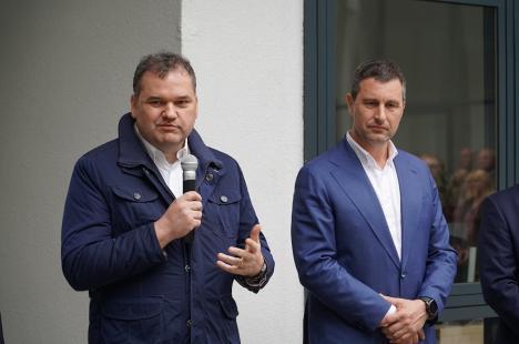 Noul sediu ABA Crișuri, inaugurat de doi foști miniștri. Absent de la eveniment, Bolojan a fost lăudat pentru că e „unicat” (FOTO)