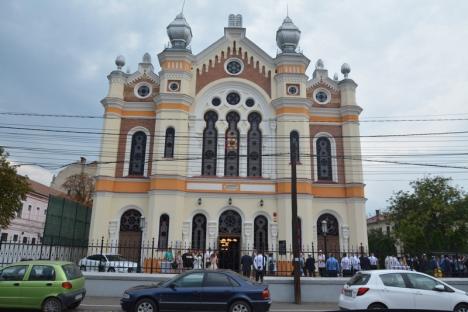 Sinagoga Ortodoxă a fost reinaugurată: După câteva decenii, Oradea are din nou prim-rabin (FOTO)