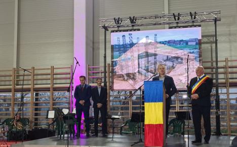 A fost inaugurată noua sală de sport din Oșorhei (FOTO)