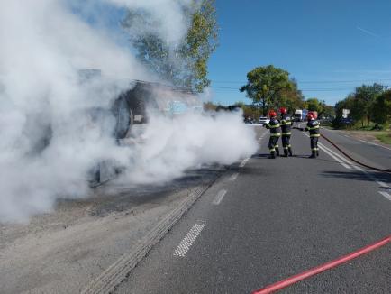 Incendiu la o cisternă cu lichid AdBlue, pe DN1, în Bihor (FOTO)