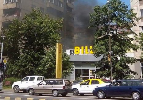 Incendiu la supermarketul Billa de pe Bd. Ştefan cel Mare: Două femei au ajuns la spital cu atac de panică