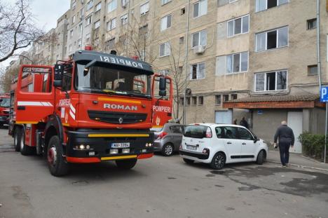 Incendiu la blocul Cicero din Oradea (FOTO / VIDEO)