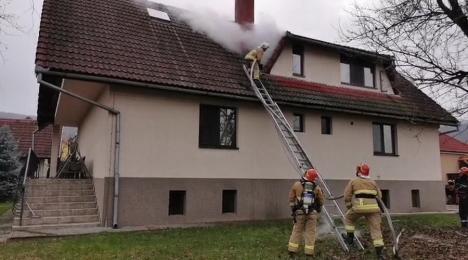 Coșurile de fum necurăţate vă pot distruge casa! O familie din Peştere era să rămână fără acoperiş deasupra capului (VIDEO)