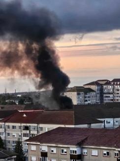 Incendiu în Oradea, la un garaj de lângă brutăria Dorbob (FOTO)