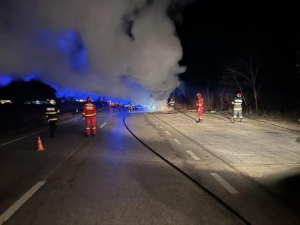 Mașina preotului Ciprian Mega a luat foc și a ars în totalitate! Ce spune acesta despre eveniment și ce au constatat Poliția și pompierii (FOTO)