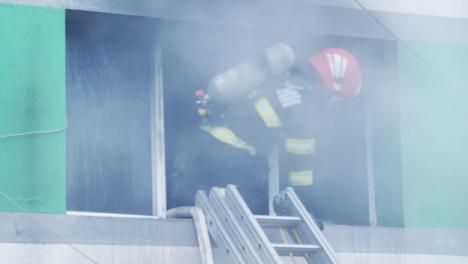 Incendiu devastator într-un spital de boli infecțioase: 7 morți! (VIDEO)