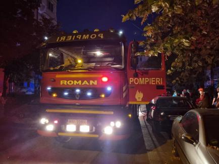 Agitație în Velența: A izbucnit un incendiu la parterul unui bloc, mai mulți locatari s-au autoevacuat de frică (FOTO/VIDEO)