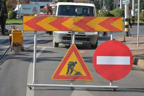 Să tragem linie! Lucrările pentru reamenajarea liniei de tramvai vor bloca cel puţin o lună circulaţia prin Calea Aradului (FOTO)