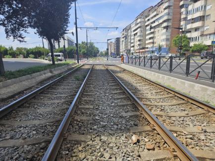 Circulaţia tramvaielor pe Calea Aradului va fi sistată timp de o lună, pentru înlocuirea căii de rulare (FOTO)