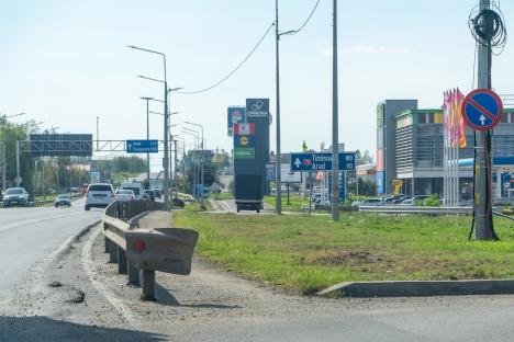 Drumurile noastre toate... Distanțe „flexibile” pe indicatoarele rutiere din Oradea, spre Timișoara și Arad (FOTO)