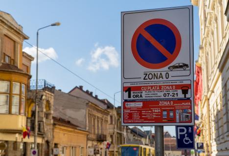 Amendați degeaba: Degeaba sunt refugiați, ucrainenii trebuie să plătească parcarea în Oradea!