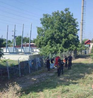 O nouă tragedie în Crişul Repede, în Oradea: Bărbat, găsit fără suflare în barajul din Ioşia (FOTO)