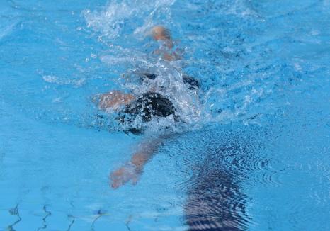 Etapă regională de înot pentru copii la Bazinul Olimpic Ioan Alexandrescu în acest sfârşit de săptămână