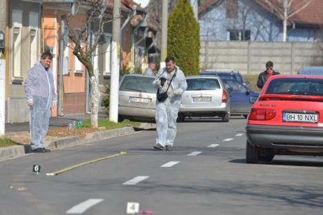 Focuri de armă pe o stradă din Oradea: Un bărbat a fost împușcat, iar o tânără răpită (FOTO / VIDEO)