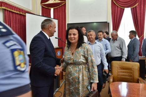 Noul prefect de Bihor, Marcel Dragoș, instalat în funcție... la Brașov: Gafa unui director din MAI la ceremonie (FOTO)