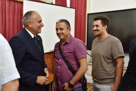 Noul prefect de Bihor, Marcel Dragoș, instalat în funcție... la Brașov: Gafa unui director din MAI la ceremonie (FOTO)