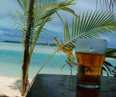 Paradisul băutorilor de bere: o insulă numai a lor, pe care n-are voie să calce nicio femeie