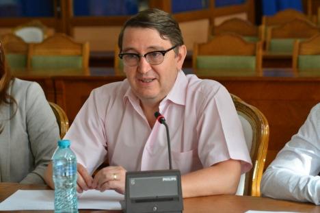 'Cartierul Diasporei': Primarul Ilie Bolojan anunţă că Oradea va da terenuri pentru case, la preţuri sub cele ale pieţei, pentru românii care se repatriază