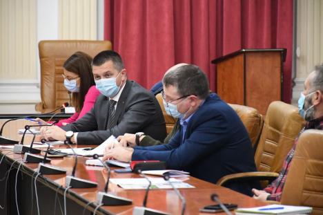 Angajații din companiile din Bihor vor putea preda în clasele duale, fără pregătire psihopedagogică