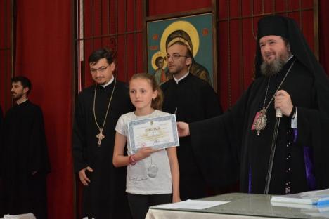 Premieră: Sute de elevi din tot judeţul au venit la Întâlnirea tinerilor ortodocşi bihoreni (FOTO)
