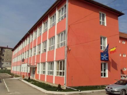 16 primării şi 100 de operatori privaţi din Bihor pun la dispoziţie locuri pentru refugiaţii din Ucraina