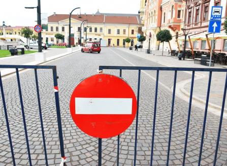 Sărbătoare cu restricţii în trafic: Oradea FestiFall închide de luni accesul auto în Piaţa Unirii