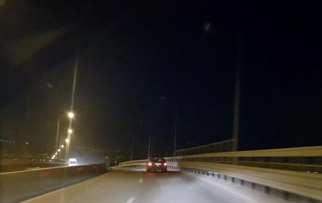 Se va face lumină: Drumarii au angajat o firmă din Bucureşti care să asigure reparaţiile şi iluminatul pe şoseaua de centură a Oradiei