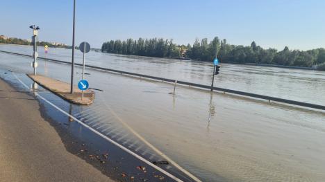 Inundații masive în Budapesta. Este stare de alertă, după ce Dunărea a ieșit din matcă și continuă să crească (FOTO)