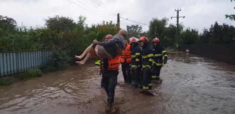 Prăpăd în Moldova din cauza ciclonului Boris: Mai multe persoane au murit într-o viitură, apa a ajuns la 1,7 metri (FOTO/VIDEO)