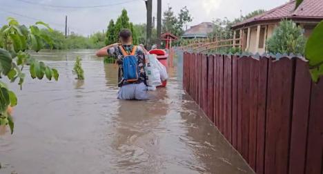 Prăpăd în Moldova din cauza ciclonului Boris: Mai multe persoane au murit într-o viitură, apa a ajuns la 1,7 metri (FOTO/VIDEO)