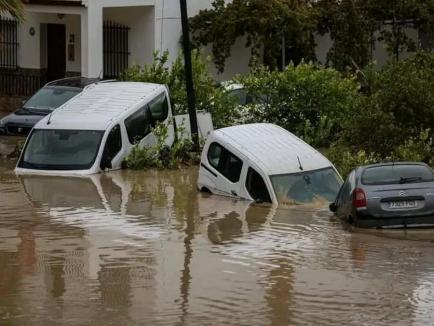 Inundații devastatoare în Spania: Zeci de morți într-o regiune în care locuiesc și mulți români (FOTO/VIDEO)