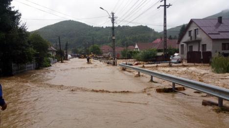 Pericol de inundaţii în Bihor. Sfaturile pompierilor