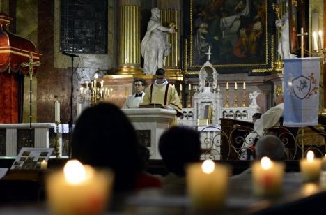 Episcopia Romano-Catolică de Oradea anunţă cum se vor ţine slujbele de Florii și Paşte