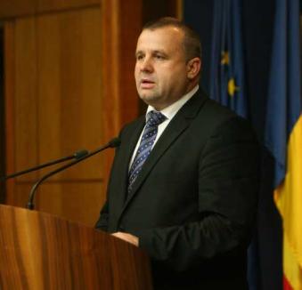 Ministrul Muncii, Ioan Botiş, verificat de ANI pentru că soţia sa ia bani europeni
