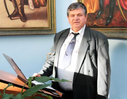A murit profesorul Ioan Dzițac, fostul rector al Universităţii Agora din Oradea