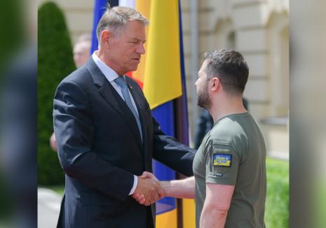 Iohannis a vorbit la telefon cu Zelenski despre legea minorităţilor din Ucraina. Ce a cerut președintele României