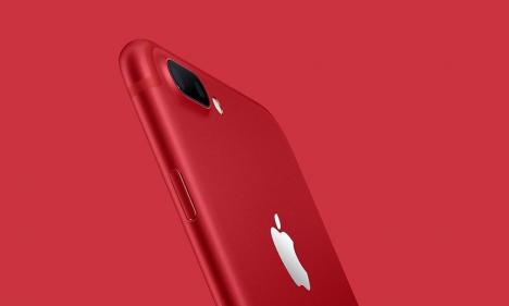 Eşti fan Apple? Se lansează iPhone 7 roşu!