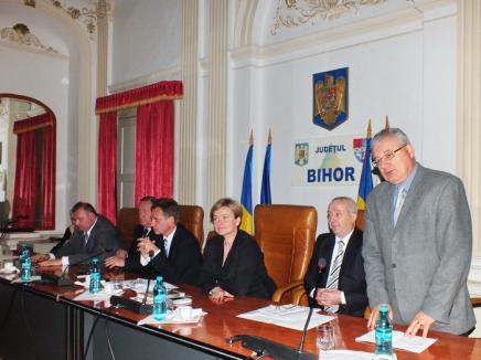 Istoricii s-au adunat la Oradea ca să-şi dezbată statutul (FOTO)