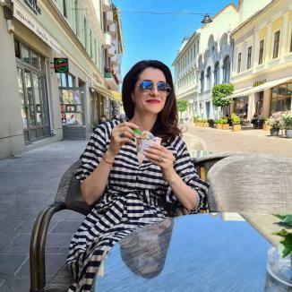 O „vedetă populară” laudă Oradea: „Un oraș de poveste. E musai de vizitat!” (FOTO)