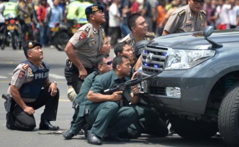 Atac terorist în Indonezia: Cel puţin şase morţi în urma a şapte explozii